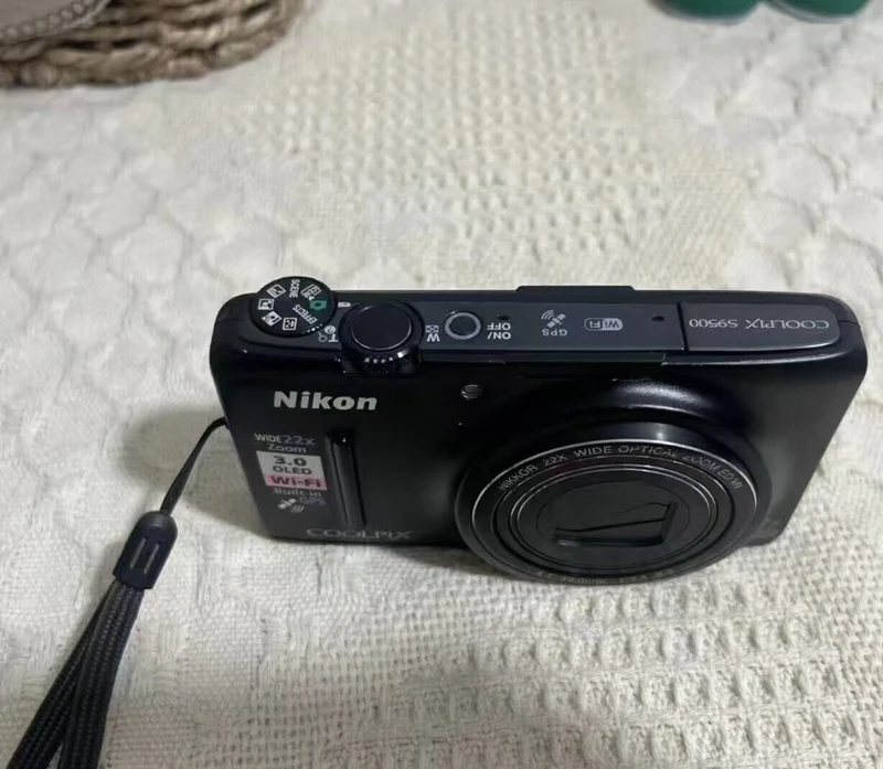 Old-School Digital Camera – Limited Availability