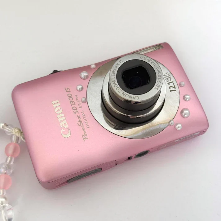 Pre-Owend Digital Camera